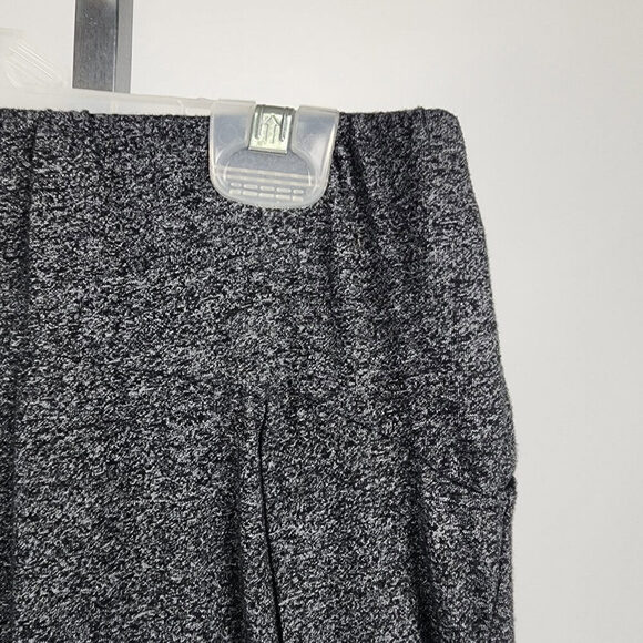 Bench Grey Athletuc Capri Leggings Size XS - Picture 3 of 9